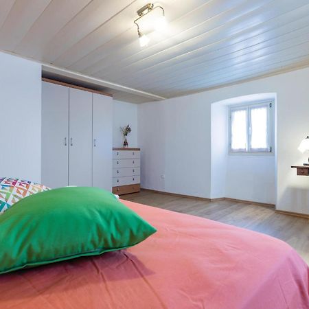 Cozy Home In Pazin With House A Panoramic View Exterior foto